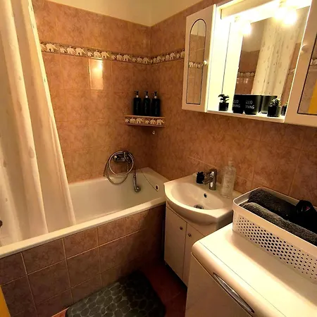 Lägenhet Apartman Green